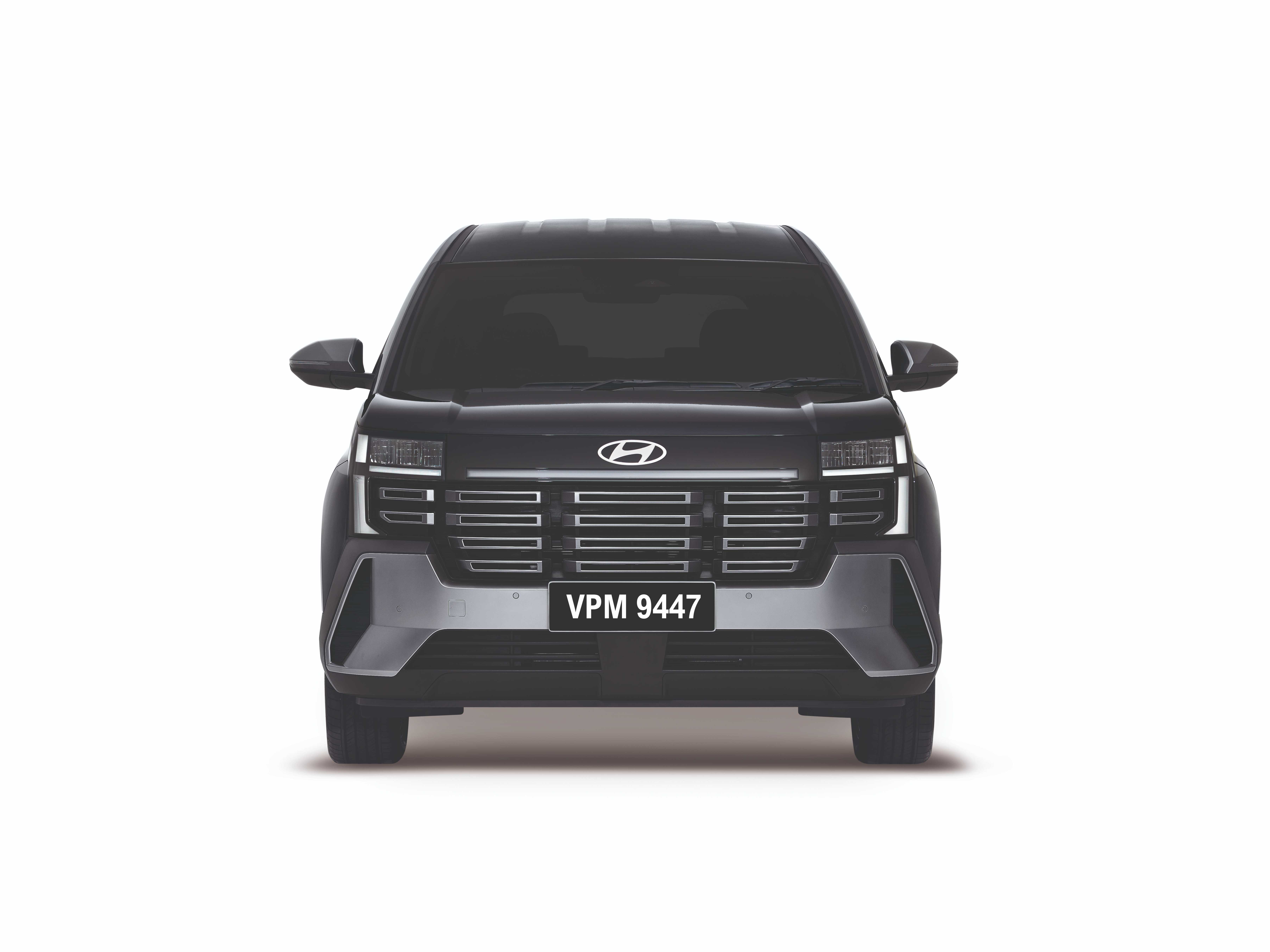 Hyundai Stargazer - Floating Center Console